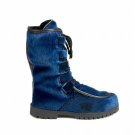 AKA, S�lskinds St�vle, Bl�
